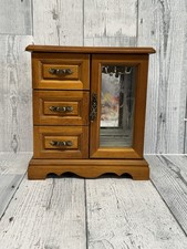 Mele Vintage Wooden Jewellery