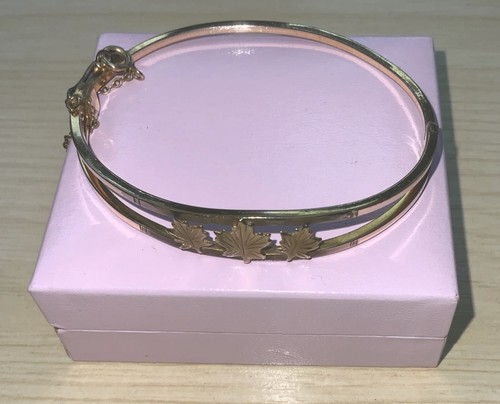 Gold plated canadian - plated, maple