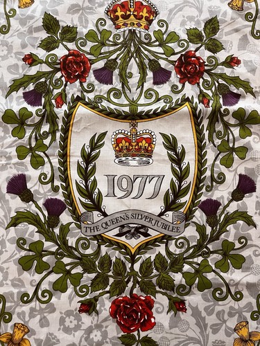 Queen silver jubilee 1977 - queen's,