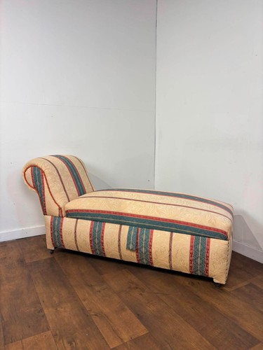 Vintage striped day bed with - striped,