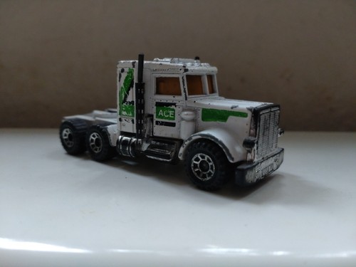 Matchbox peterbilt 1981 80 - peterbilt, 1:80