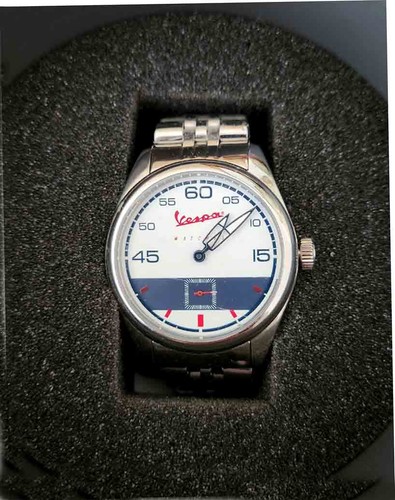 New vespa italian made silver - new,