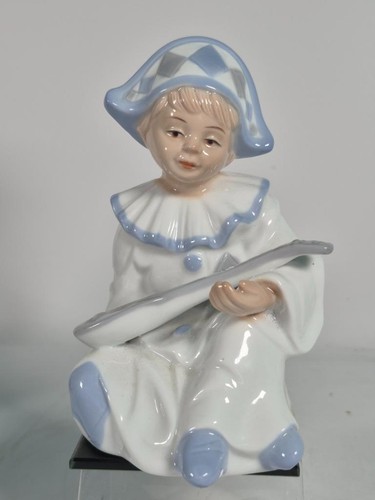 Casades figurine pierrot with - casades,