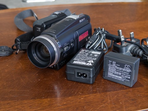Sony handycam 3ccd dcr hc1000e - sony, dcr-hc1000e