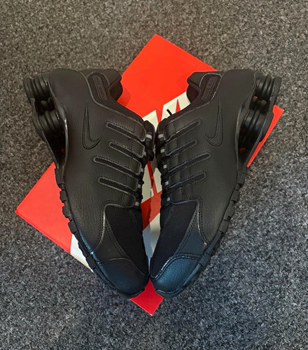 Uk9 nike shox black - uk9,