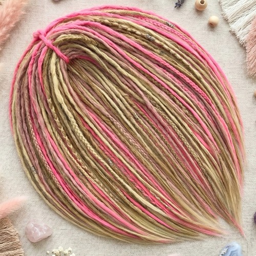 Blonde pink dreadlock - &,