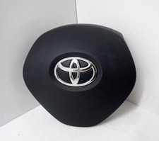 TOYOTA AYGO 2018 STEERING WHEEL AIRBAG (SMALL SCRATCHES ON BADGE)