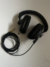 Beyerdynamic DT 150 Closed-Back Over-Ear Monitor Headphones, 5 - 30000Hz (250 Oh
