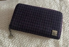 Stunning house of tweed purple purse