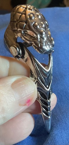 Full finger jointed snake - full,