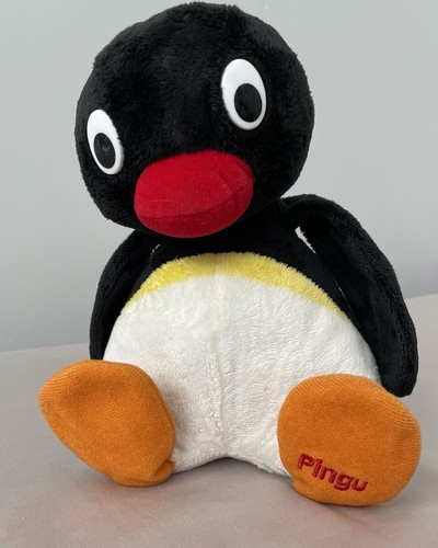 Vintage 2004 pingu sitting - vintage,