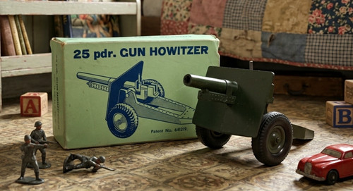 Lovely vintage britains pdr - lovely,