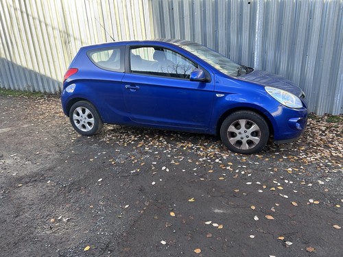 Breaking 2010 hyundai - breaking, i20