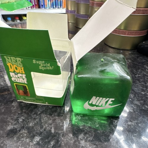 Nike green gel - squishy, stress