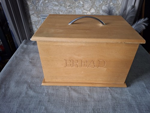 Large wooden bread - wooden,