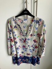 Pretty EAST  Women’s Floral