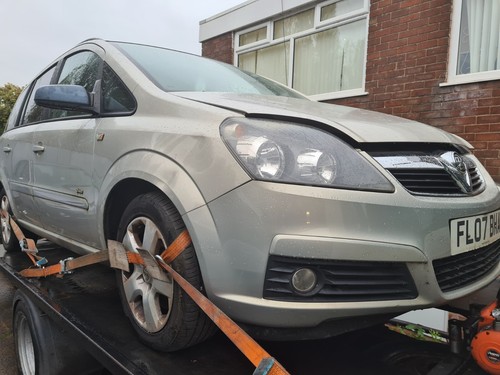 Vauxhall zafira breaking - zafira, b
