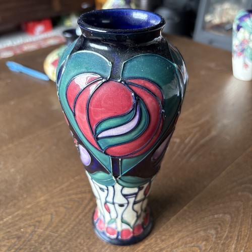 Boxed moorcroft tribute - moorcroft, to