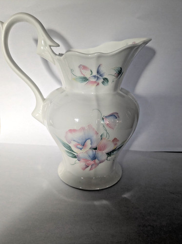 Aynsley jug little - jug, "little