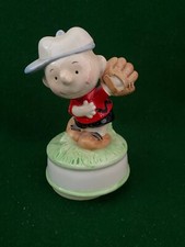VINTAGE & RARE SCHMID CERAMIC MUSIC BOX ~ SNOOPY / CHARLIE BROWN BASEBALL