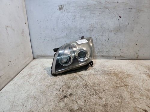 Toyota avensis headlight - toyota,