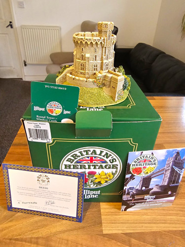 Lilliput lane britain - lilliput, britain’s