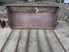 Ford 3000 Mil marquis dung