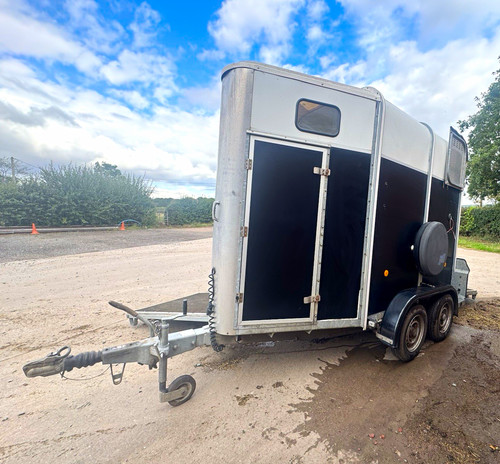 2007 hb401 horse - ⛵️,