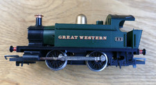 Hornby made in Britain -Great Western 101 Green tank engine- Looks and runs exce