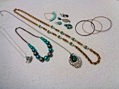 Boho retro chain aqua - &,