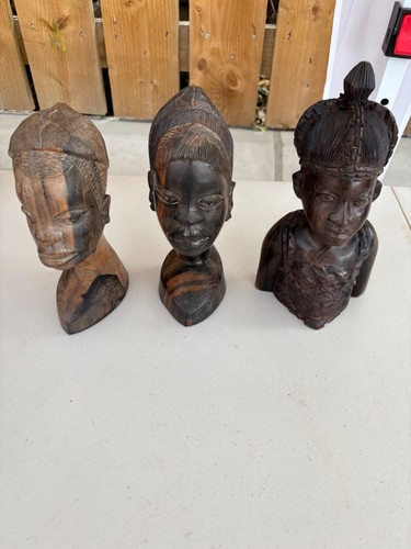 Vintage carvings african - carvings,