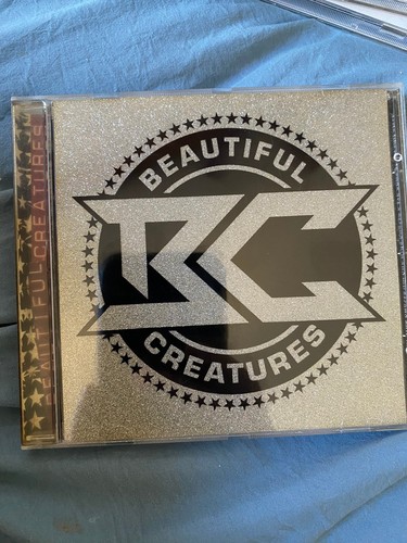 Beautiful creatures - beautiful,