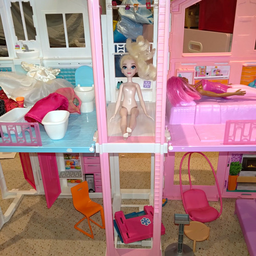 Barbie foldable plastic doll - plastic, doll's