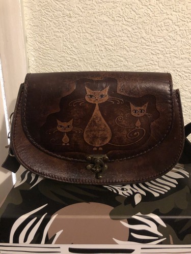 Vintage leather crossbody bag - vintage,