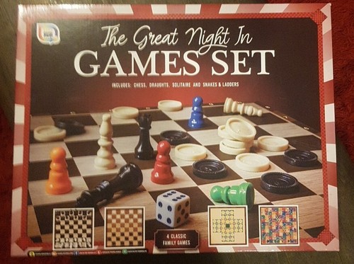 Chess set draughts - chess, snakes
