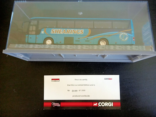 Corgi ooc om45901 volvo b12m - corgi,