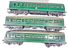 Rake of 3x Tri-ang Hornby OO