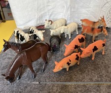 Bundle of 13 Plastic Farm