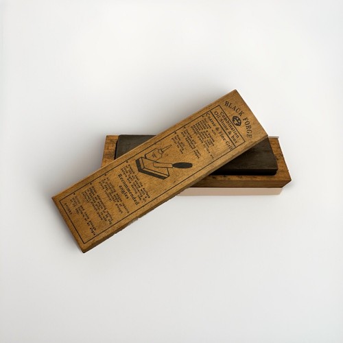Vintage black forge - black,