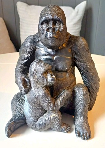 Beautiful silverback gorilla - beautiful,