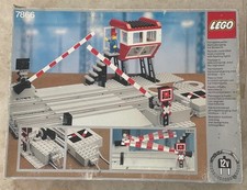 LEGO Trains: Remote Controlled Road Crossing 12V (7866), New, Open