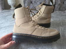 DR MARTENS COMBS TECH BOOTS JUNIOR BOYS SIZE UK6 EUR39 GENUINE