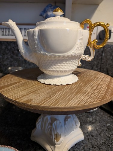 Very rare embossed quatrefoil - very,