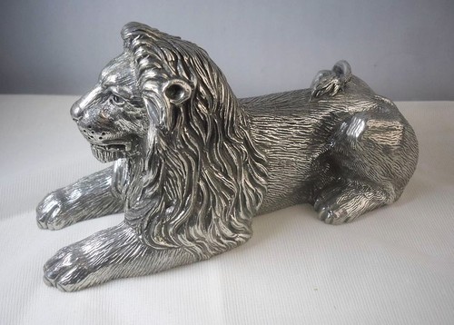 Royal selangor pewter lion - selangor,