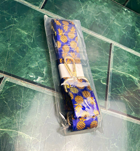 Blue gold pineapple - &,