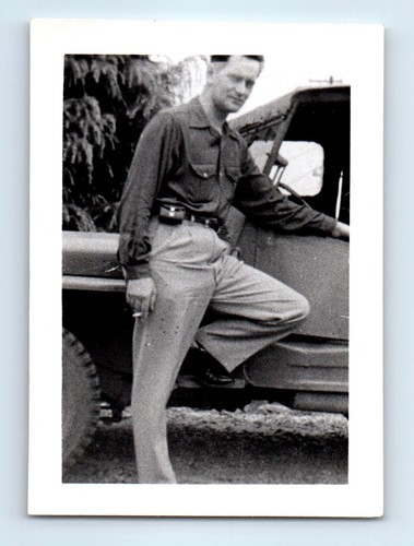 Old vintage photo solo army - vintage,