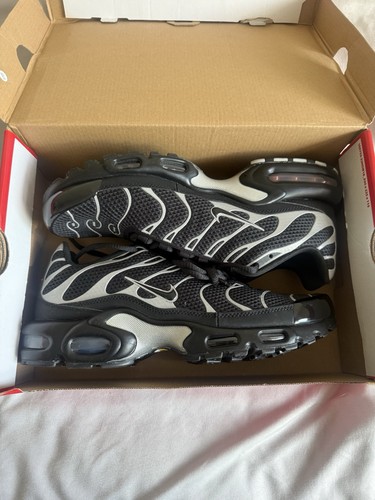 Nike premium black and - premium,
