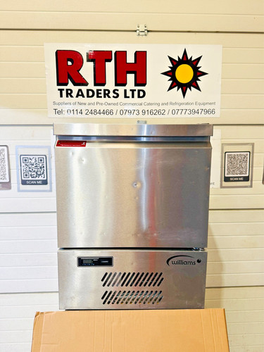 Williams single solid door - ~,
