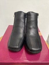 Ladies Pavers Black Leather
