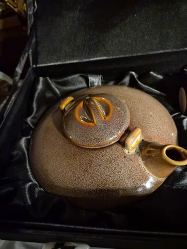 Bombey company rhino piece - bombey,